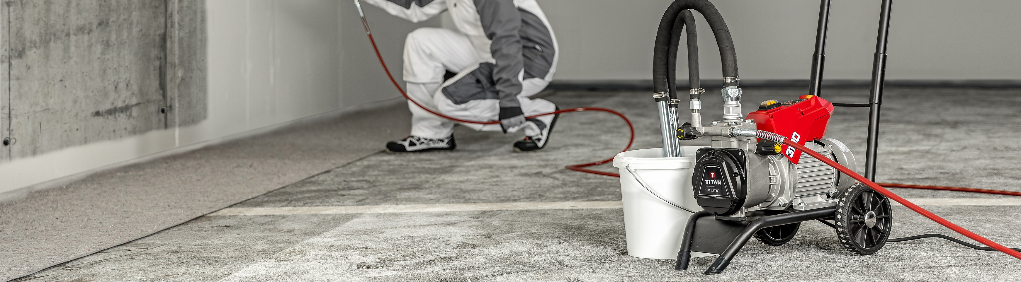 Titan Elite 3000, pulvérisateur airless professionnel avec aspiration directe dans un seau de peinture
