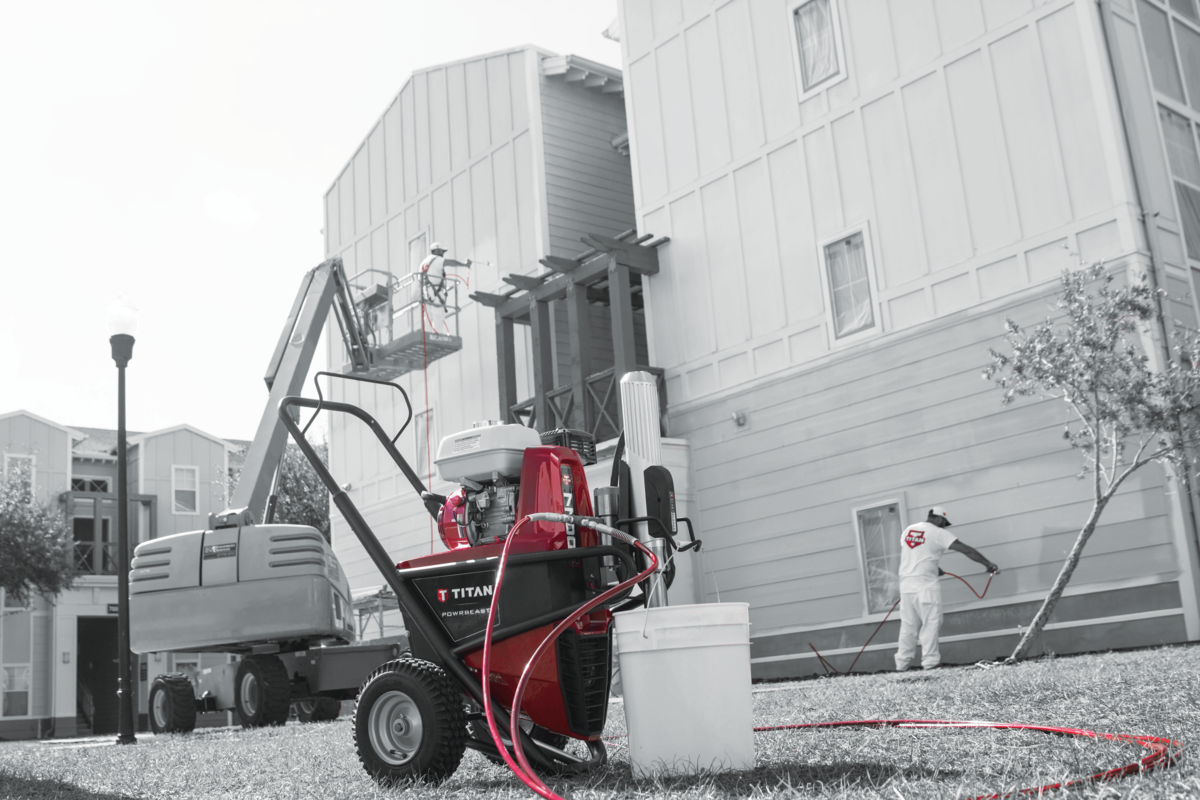 Titan PowrBeast 7700 en travaux de façade