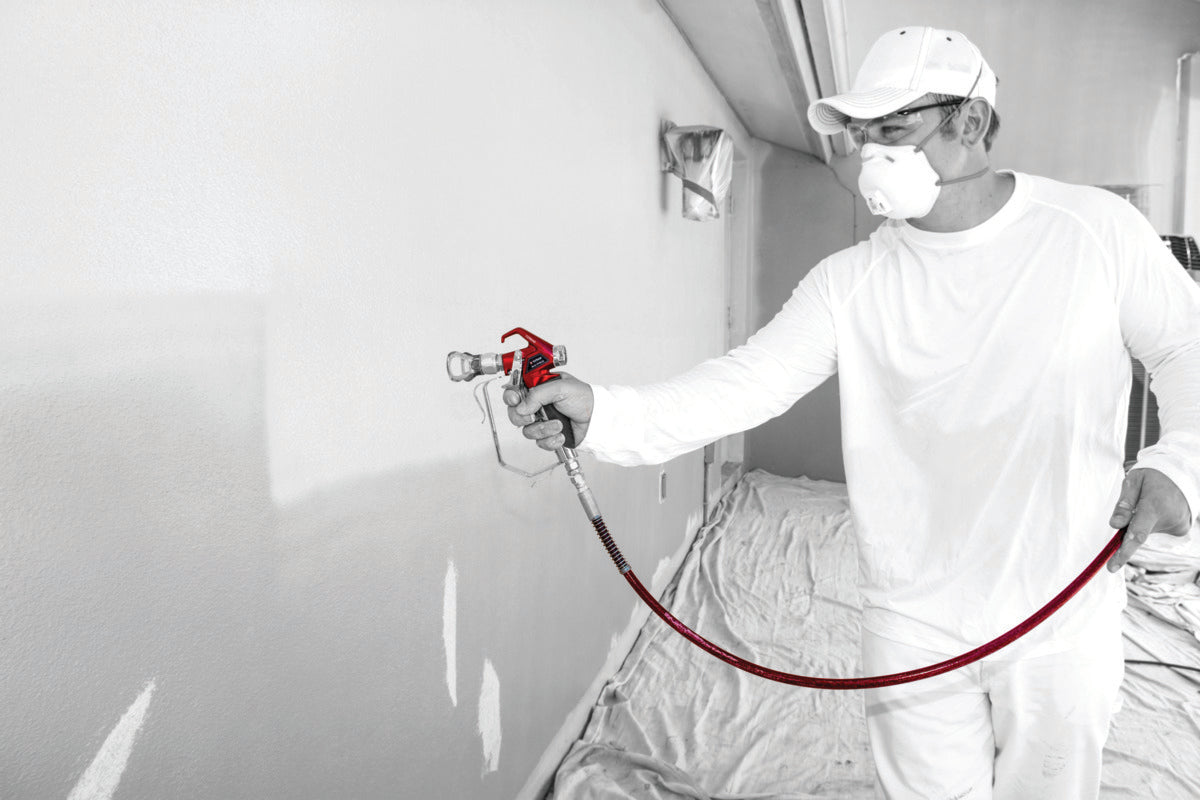 Application de peinture avec le pistolet airless Titan RX-PRO